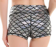 Damen Sportliche Shorts mit Wellenmuster WW