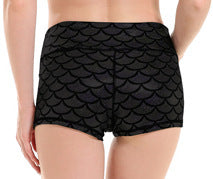 Damen Sportliche Shorts mit Wellenmuster WW