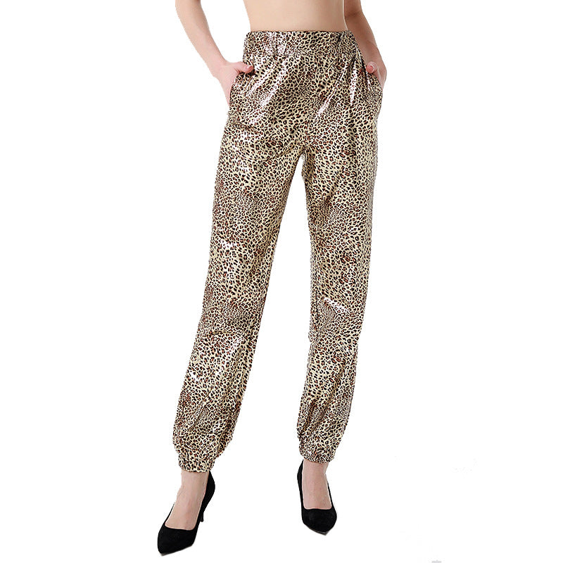 Damen Samt Jogginghose im angesagten Leopardenlook WW