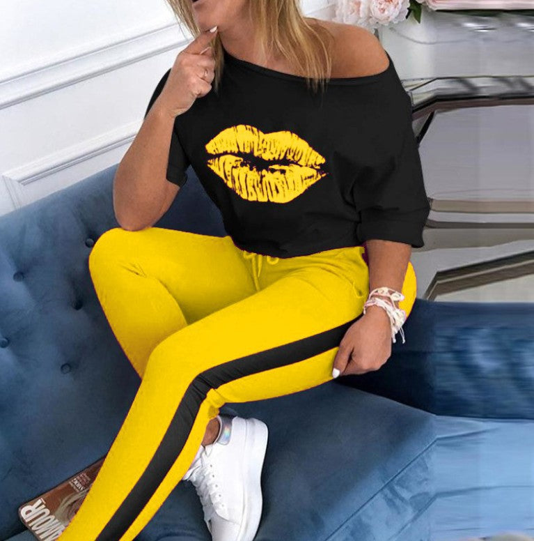 Damen stylisches T-Shirt mit Lippenmotiv WW