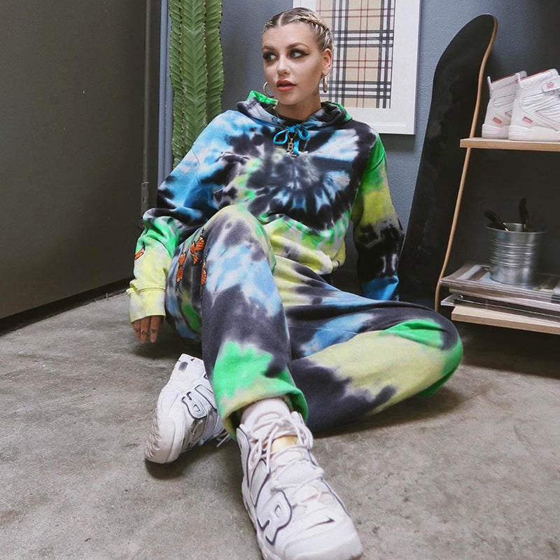 Damen Kapuzenanzug mit buntem Batikmuster und floralen Applikationen WW