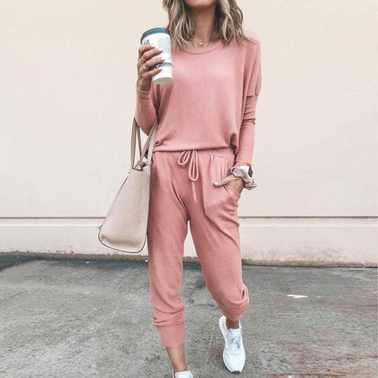 Damen Freizeit-Jogginganzug mit lässigem Schnitt und praktischen Taschen WW