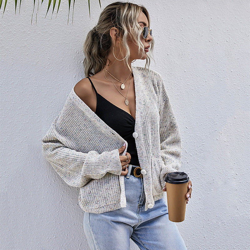Damen lässiger Strickcardigan mit Knopfdetails und weit geschnittenen Ärmeln WW