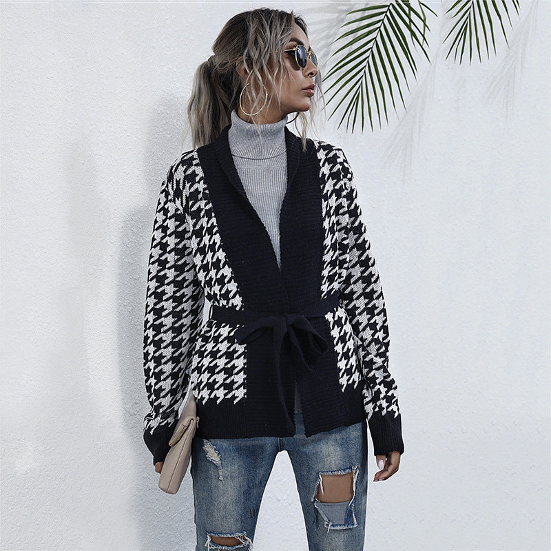 Damen Stilvolle Strickjacke mit Bindegürtel im Hahnentritt-Muster WW