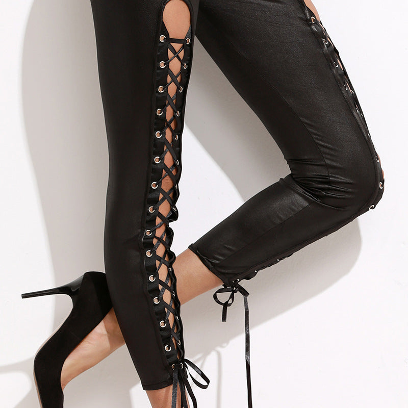 Damen Leggings mit innovativem Cut-Out und verstellbarem Schnürdesign WW