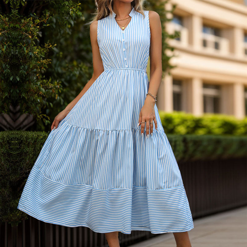 Damen Maxikleid mit schickem V-Ausschnitt und Knopfdetails WW