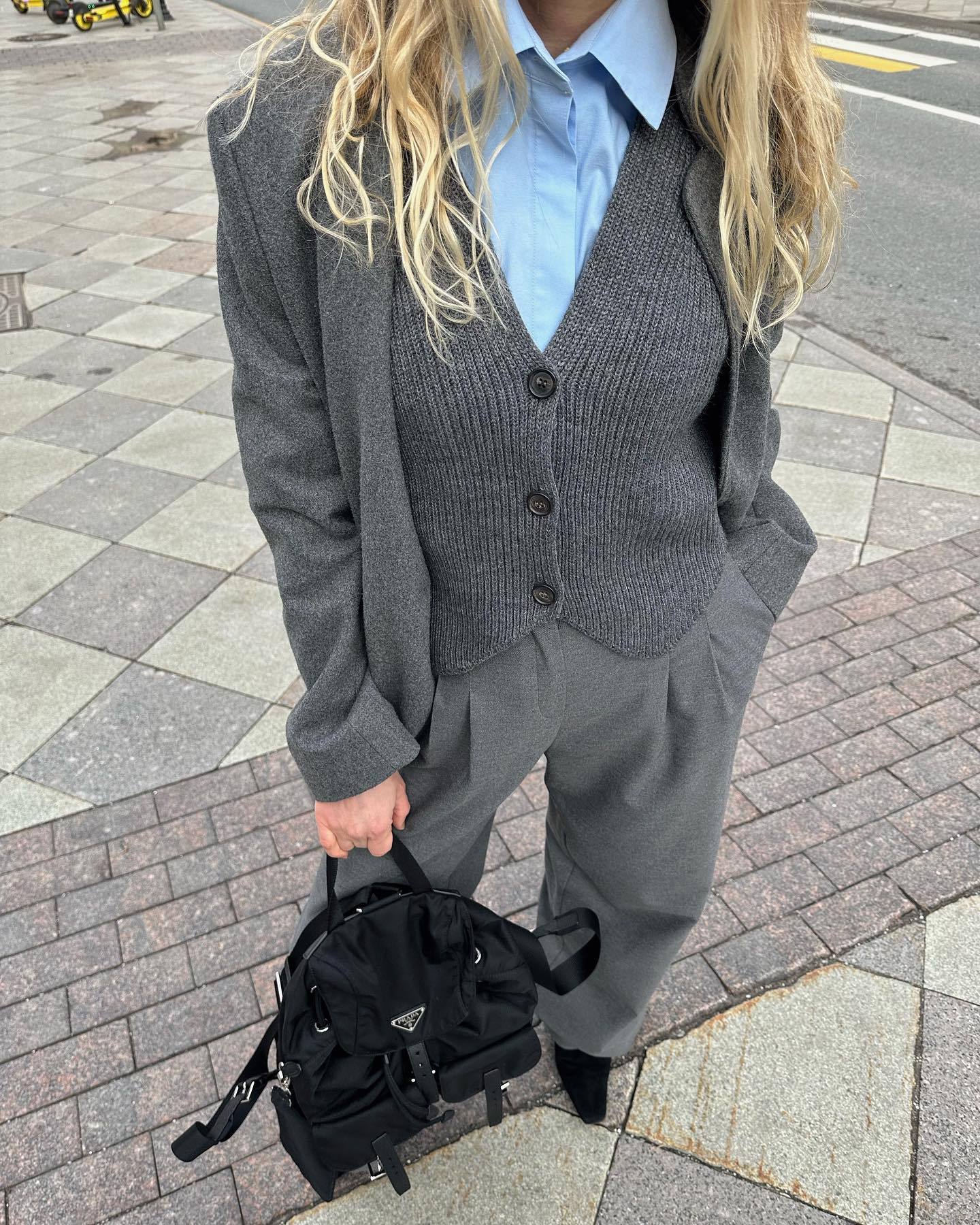 Damen elegante Business-Jacke mit strukturiertem Design und praktischen Taschen WW