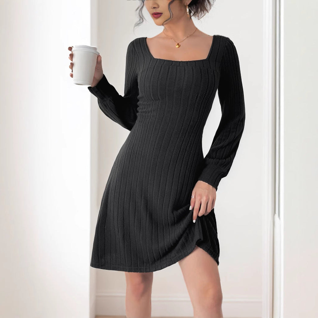 Damen Strickkleid mit quadratischem Ausschnitt und langen Ärmeln WW