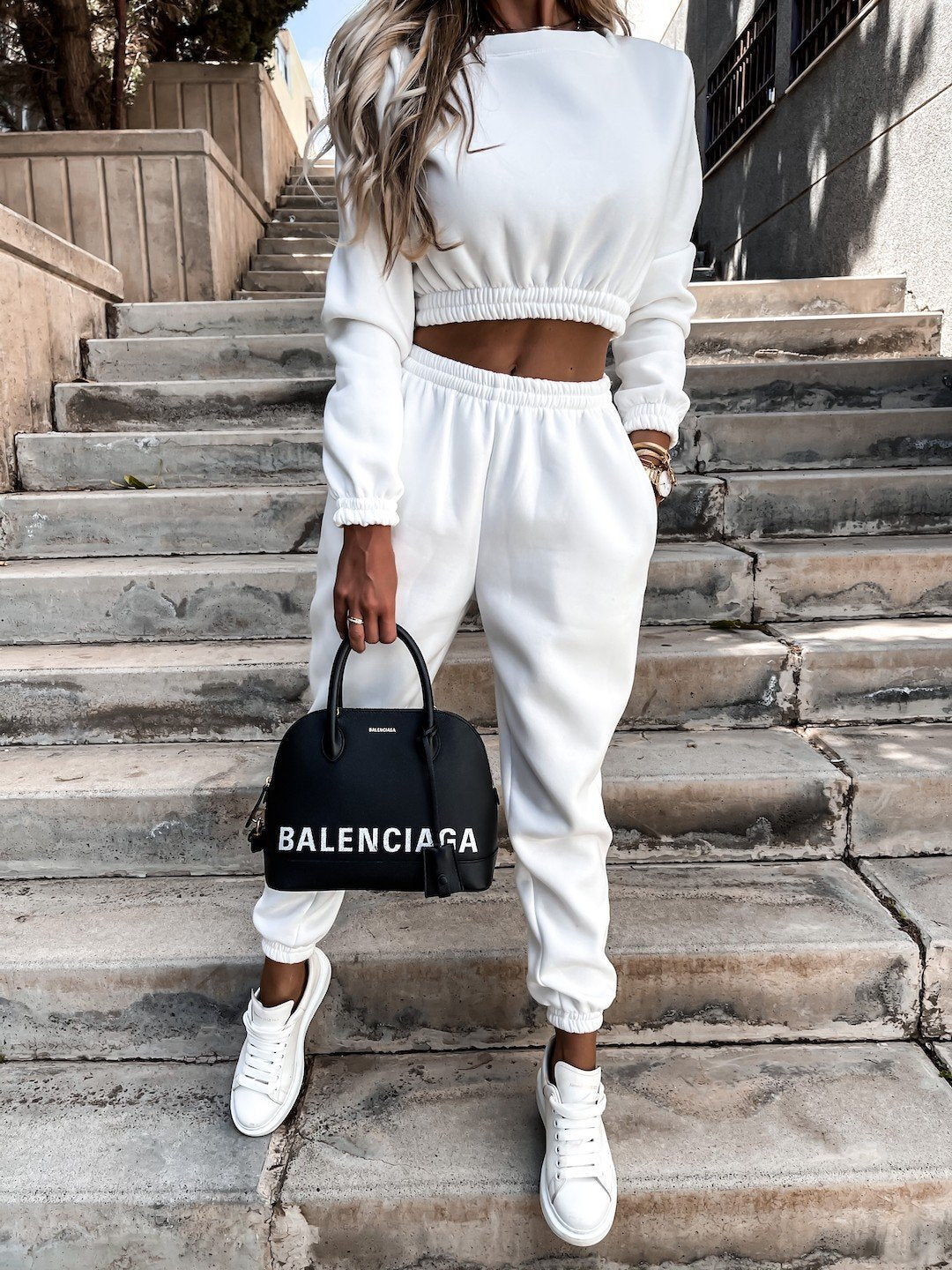 Damen Sportliches Freizeit-Set mit cropped Oberteil und elastischem Bund WW