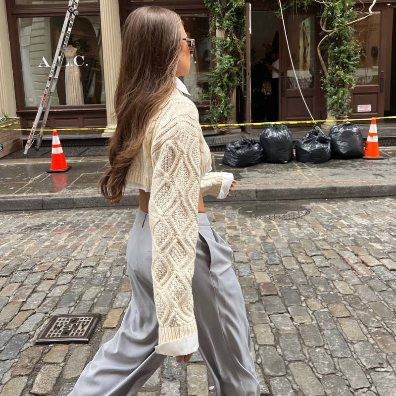 Damen Strickpullover im lässigen Cropped-Stil mit Zopfmuster WW