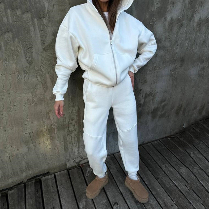 Damen sportlicher Sweatanzug mit hohem Kragen und praktischen Taschen WW