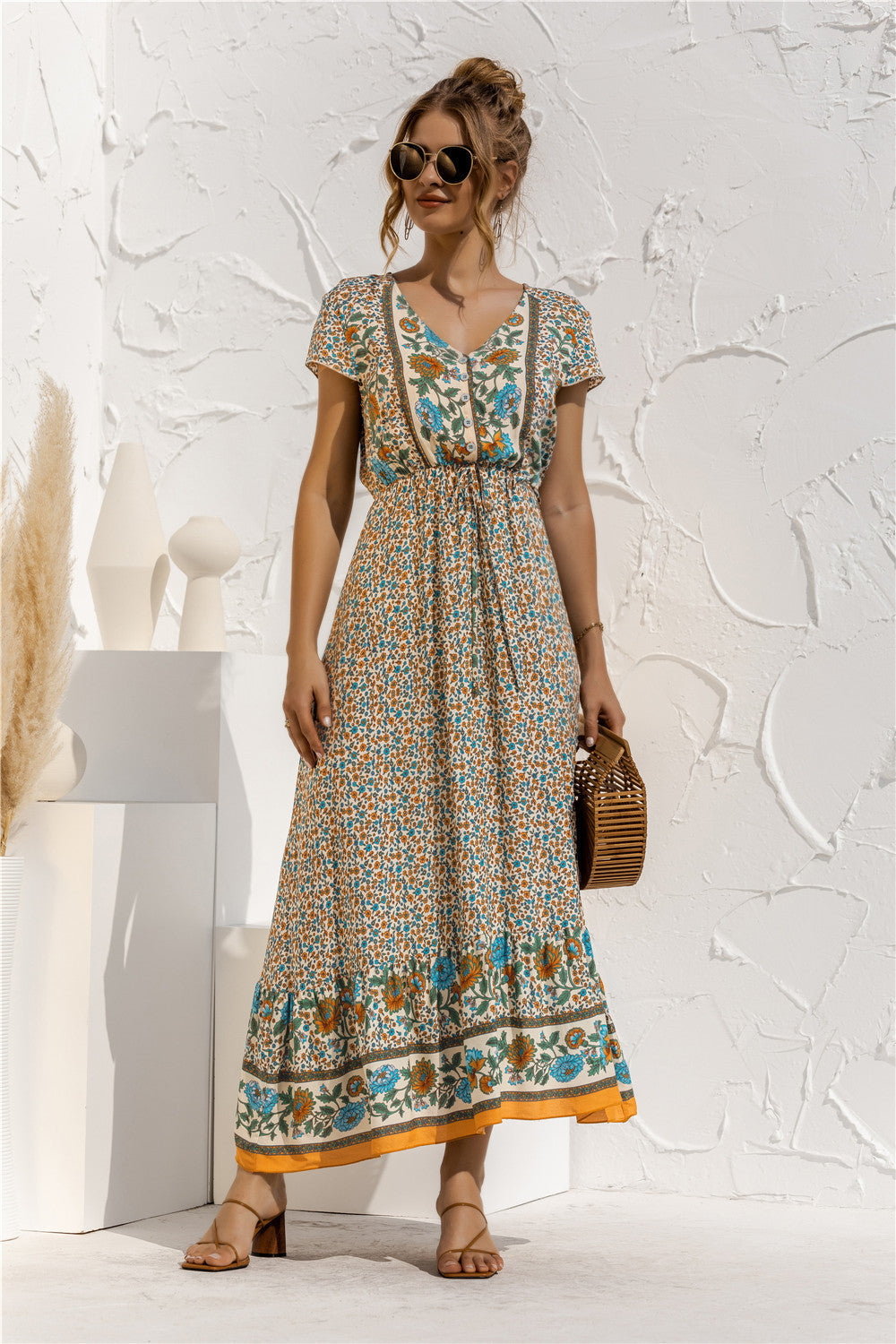 Damen Maxikleid mit romantischem Blumenmuster und Einsatzdetails WW