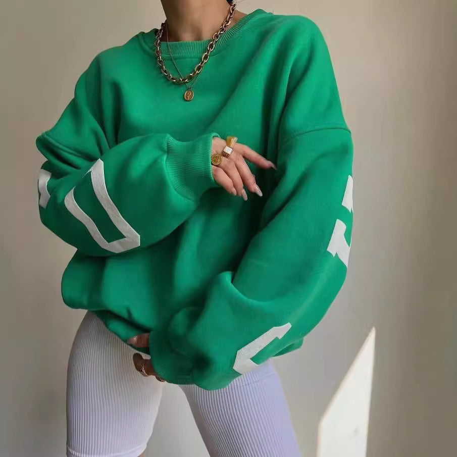 Damen Oversize Sweatshirt mit modischen Schriftzügen WW