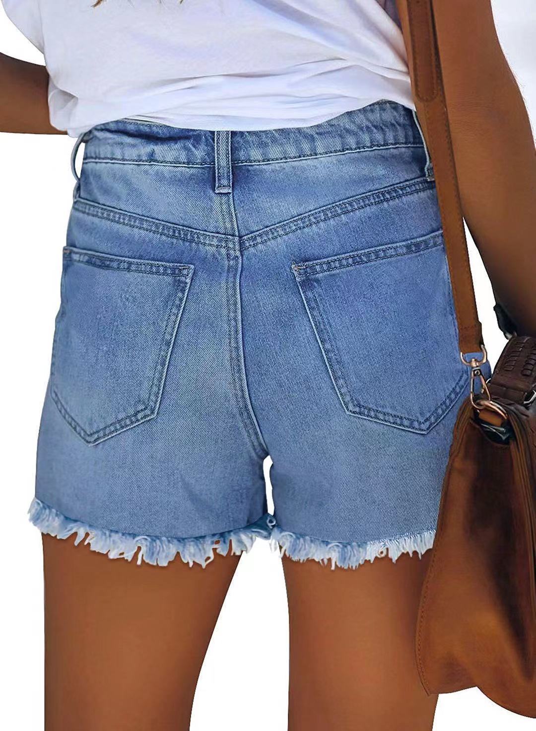 Damen Jeans-Shorts mit modischem Stars-and-Stripes-Muster und fransigen Details WW