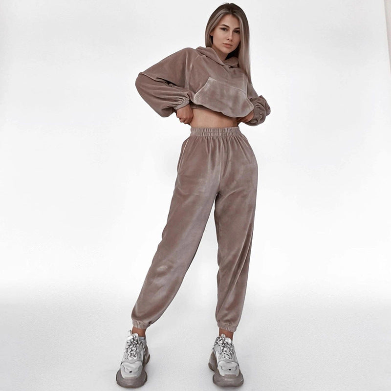 Damen lässiges Velours Set mit cropped Hoodie und bequemer Jogginghose WW