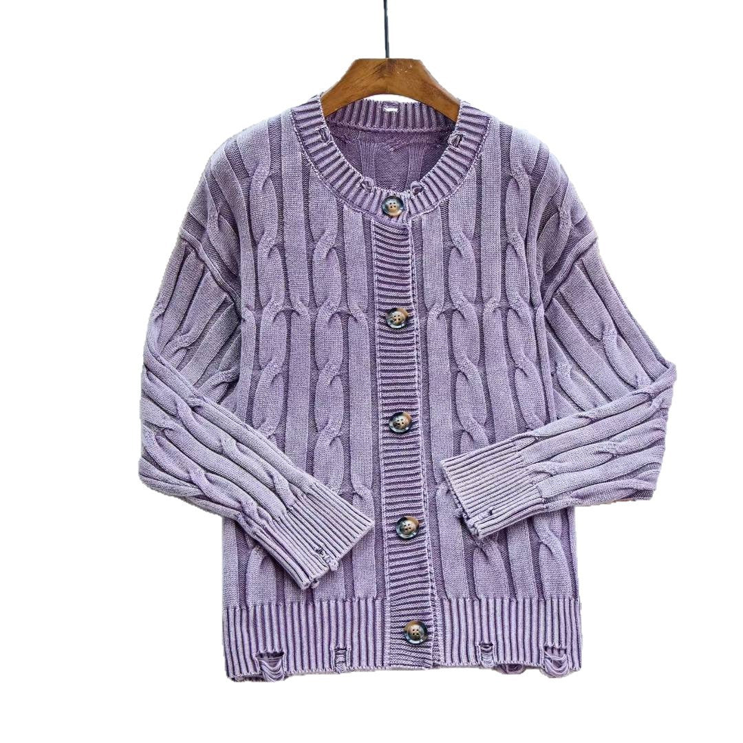 Damen Strickjacke mit Zopfmuster und eleganten Knopfdetails WW