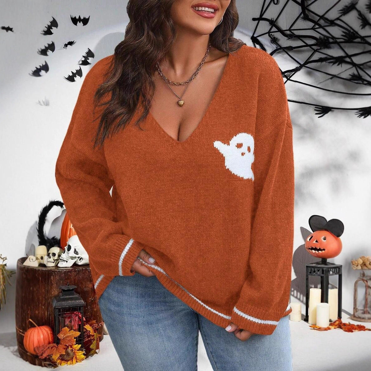 Damen Strickpullover mit Ghost-Motiv und V-Ausschnitt WW