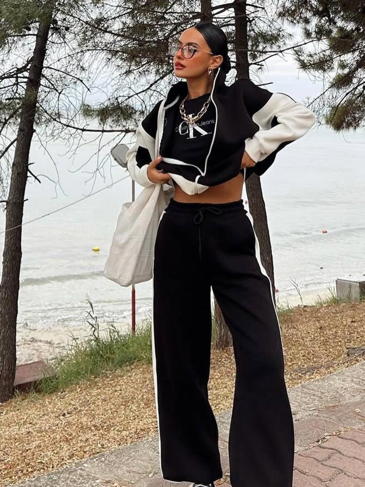 Damen sportlicher Jogginganzug mit modischem Schnitt und elastischen Bündchen WW