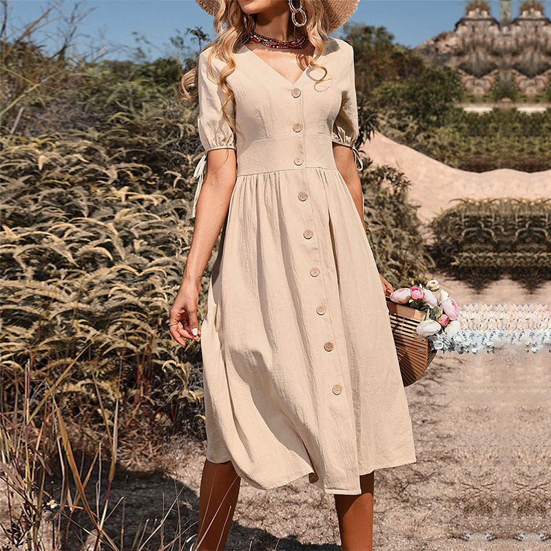 Damen Maxikleid mit V-Ausschnitt und Knopfdetails WW
