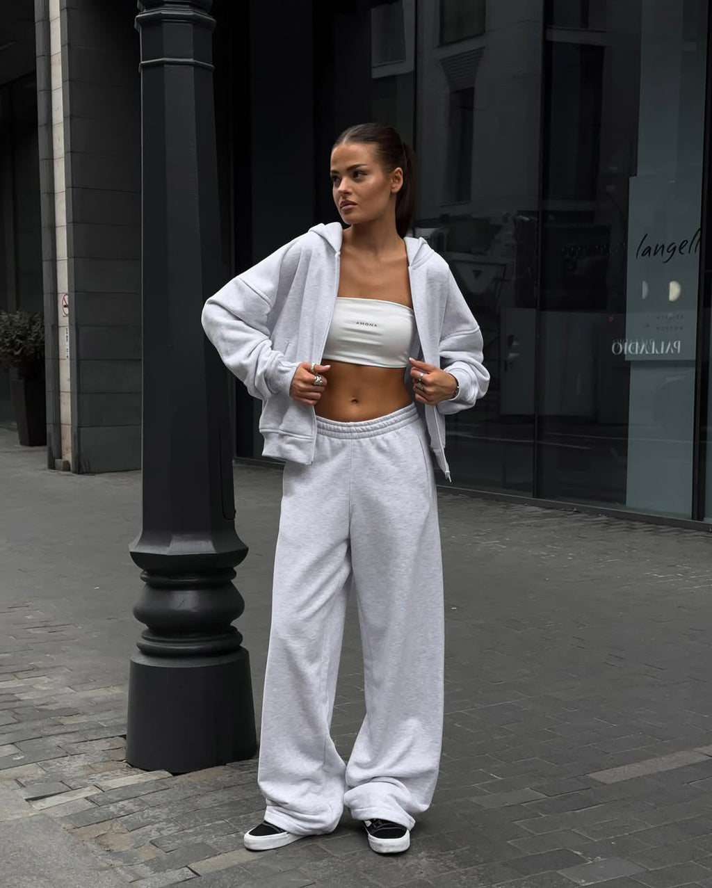 Damen lässiges Kapuzensweatshirt und weite Jogginghose-Set WW