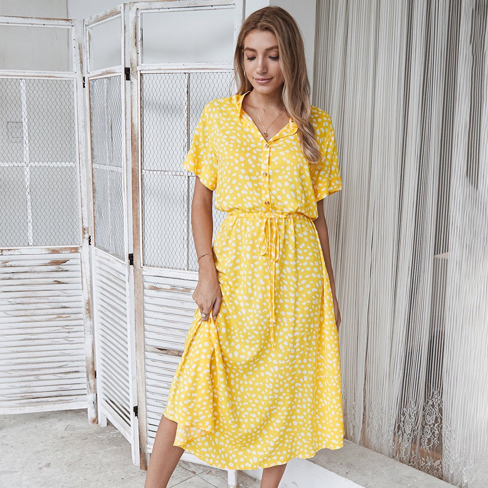 Damen Kurzarmkleid mit modernen Punkten und Taillenzug WW