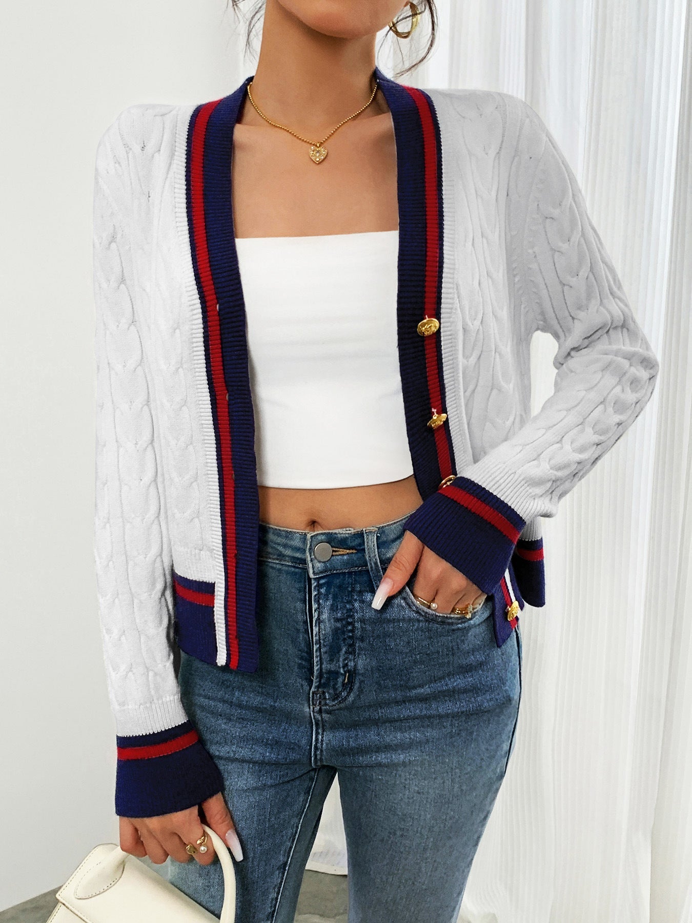 Damen modische Strickjacke mit strukturiertem Zopfdesign und Kontrastbündchen WW