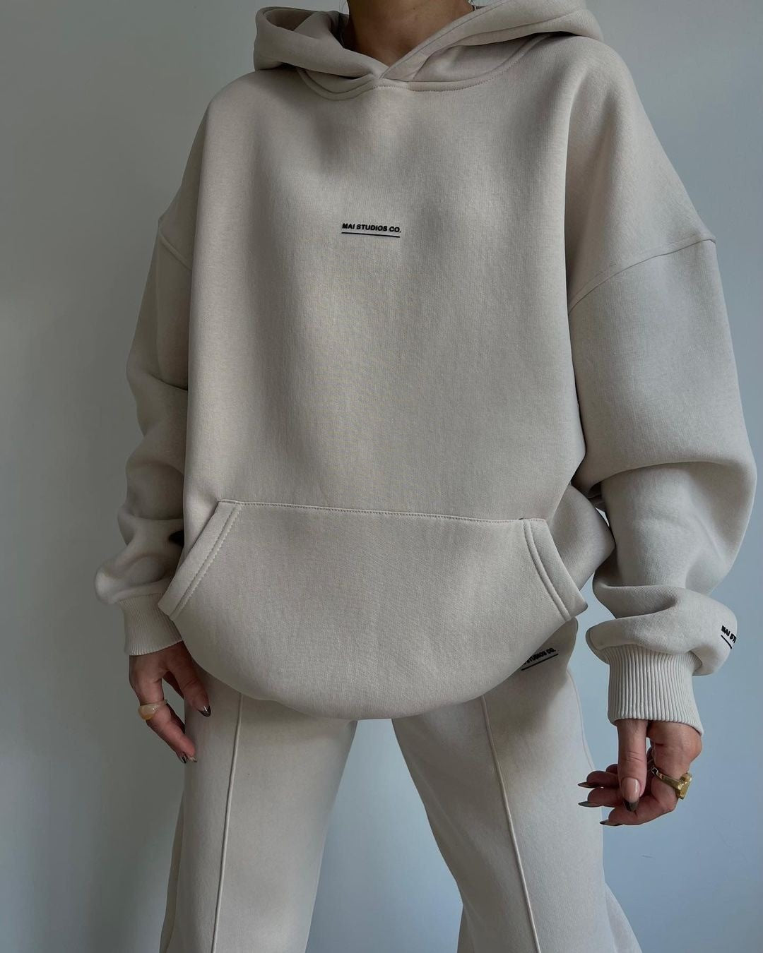 Damen Oversized Sweatshirt und passende Jogginghose Set WW