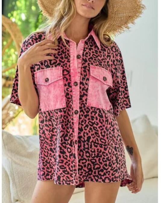 Damen Oversized Kurzarm-Hemd mit Animal-Print und kontrastierenden Taschen WW
