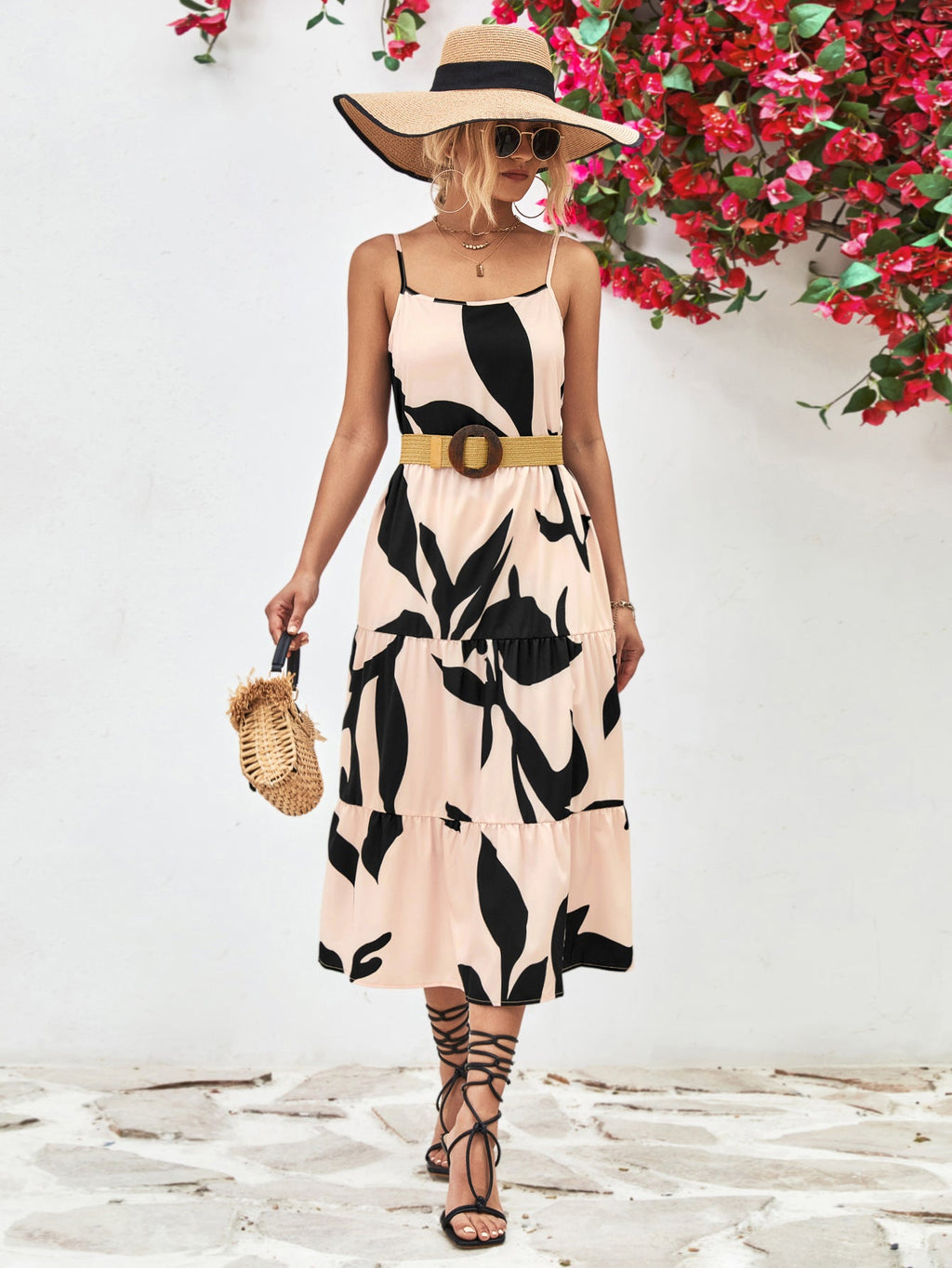 Damen Maxikleid mit schulterfreien Trägern und voluminösem Rock WW