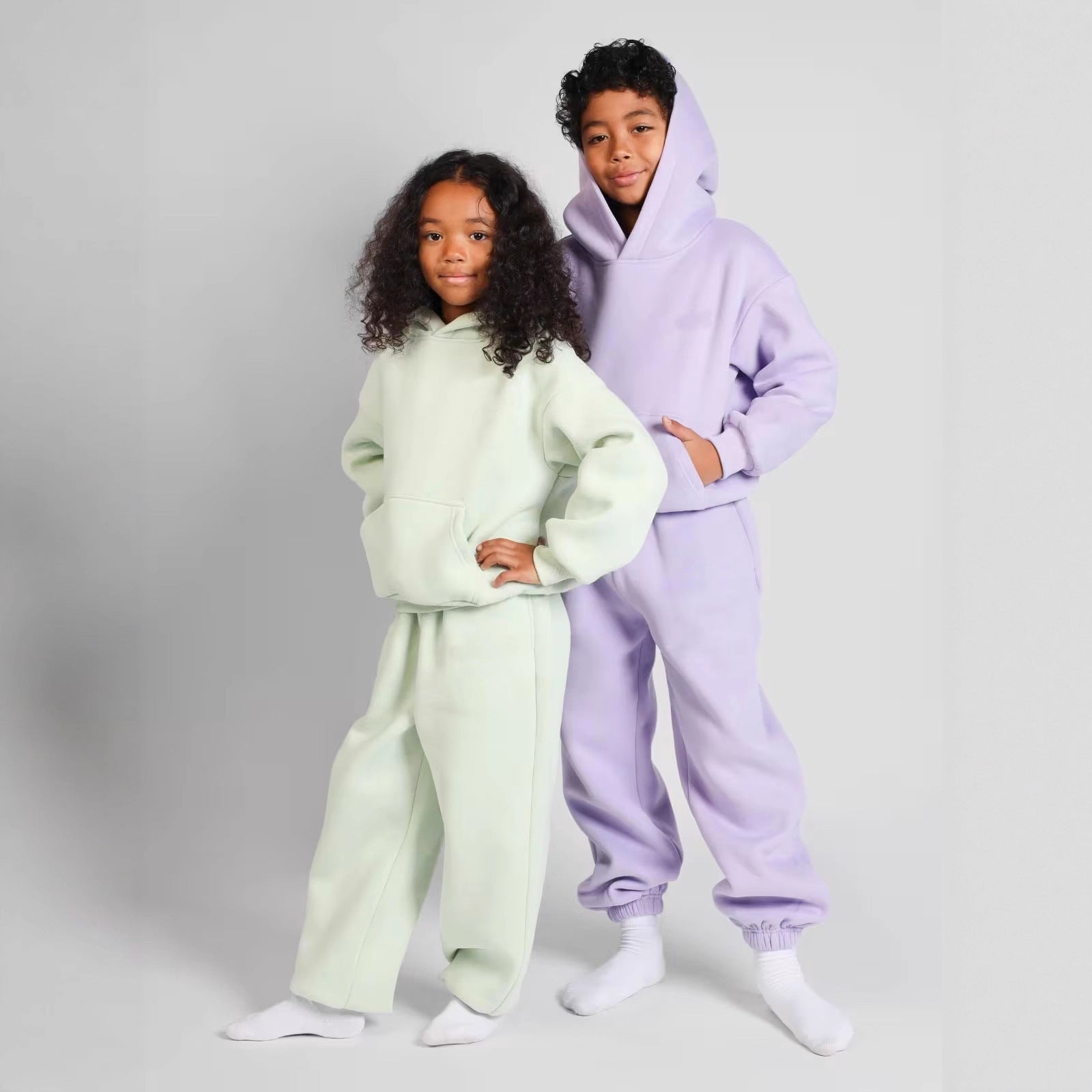 Damen lässiges Kapuzenpullover mit geräumiger Kängurutasche und kuscheligem Material WW