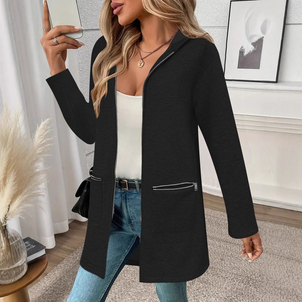 Damen Kapuzenjacke mit praktischen Reißverschlusstaschen und komfortablem Material WW