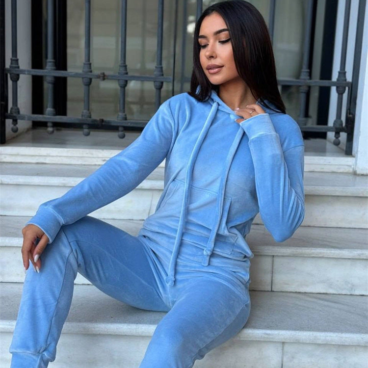 Damen gemütliches Velours-Set mit Kapuze und schmalem Bein WW