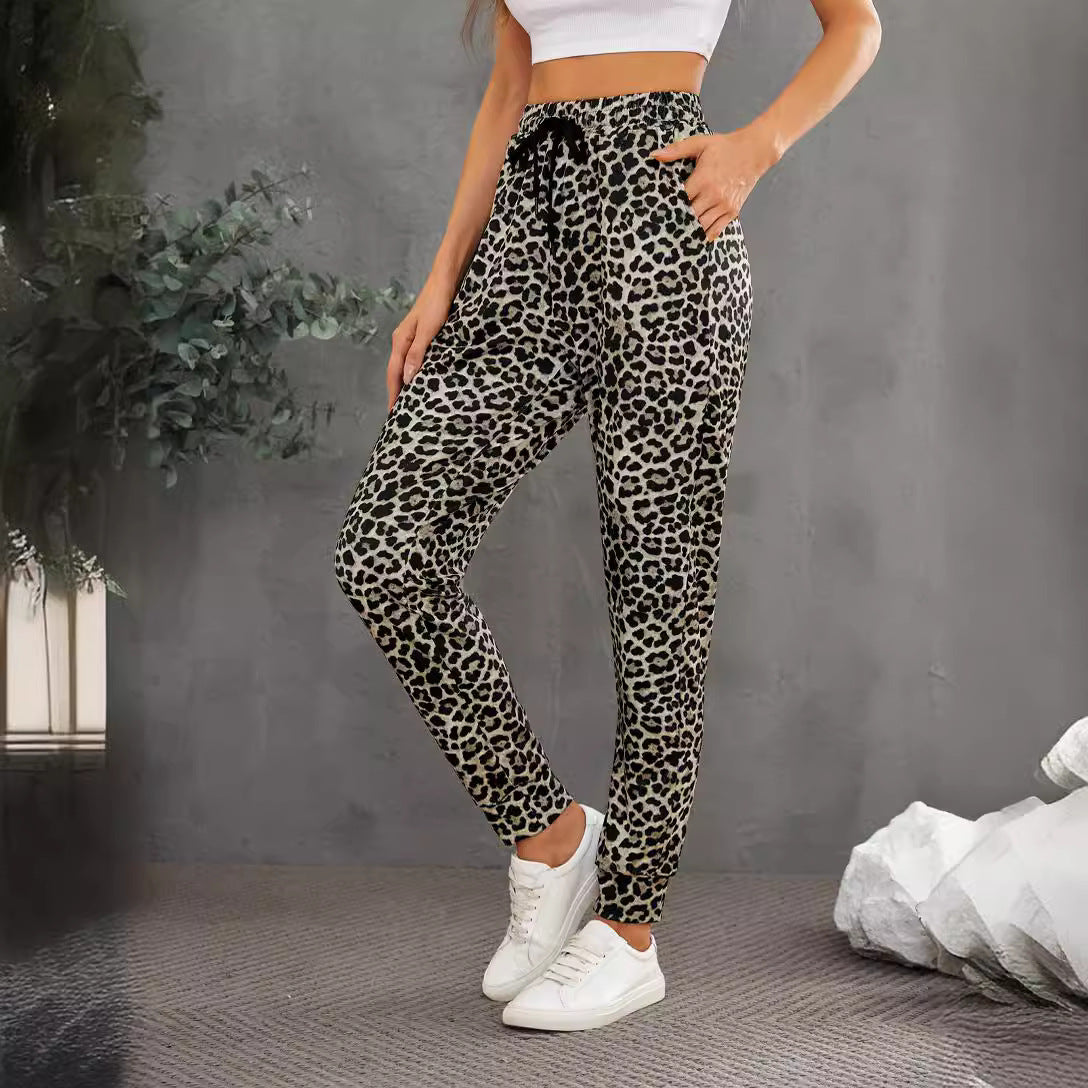 Damen Modische Sporthose im trendigen Leopardenmuster WW
