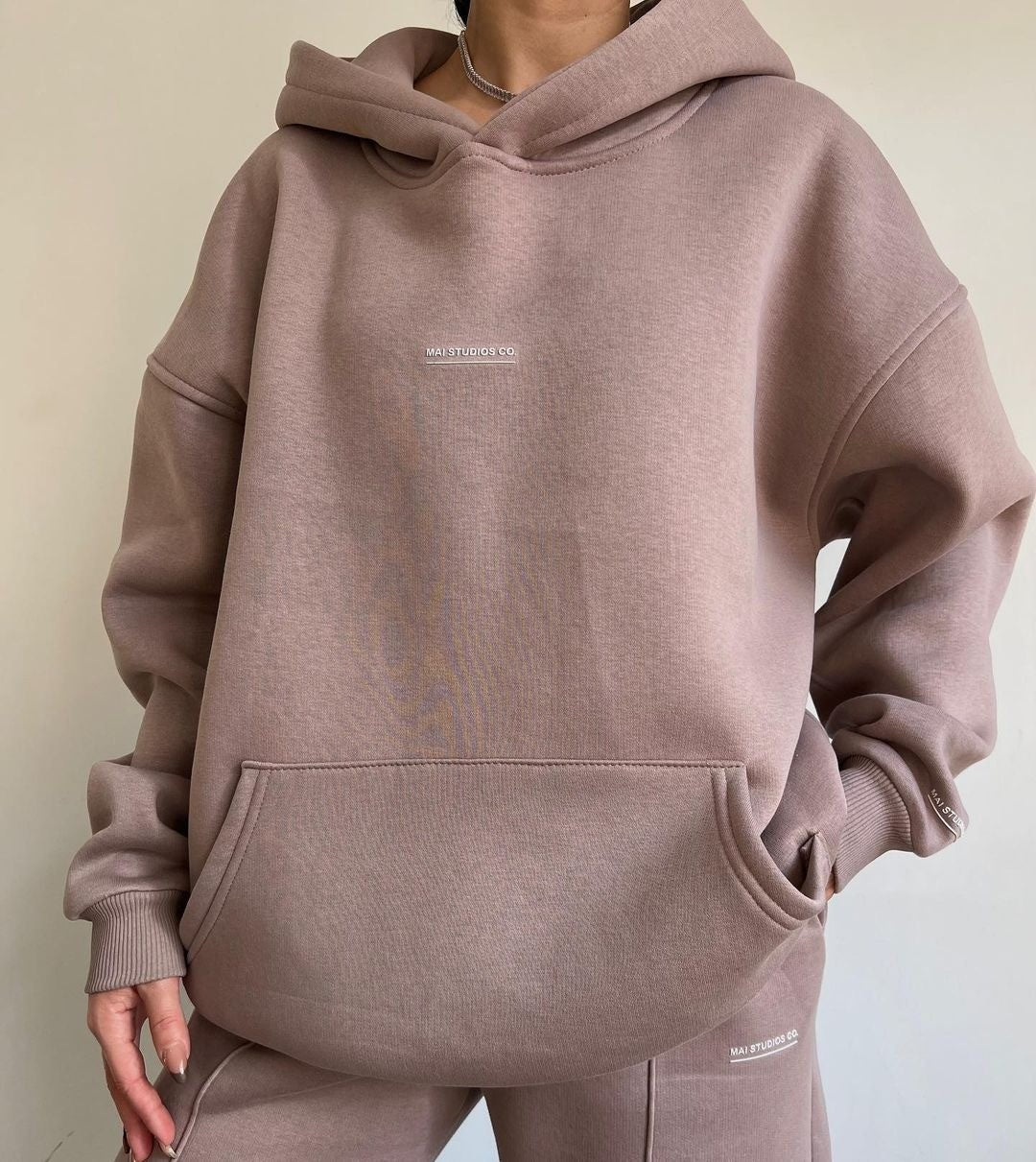Damen Oversized Sweatshirt und passende Jogginghose Set WW