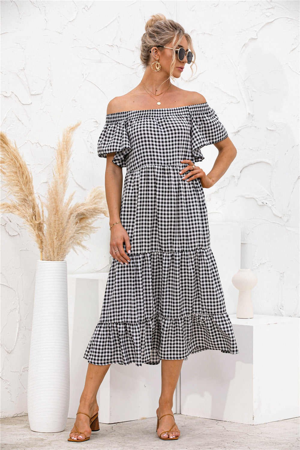 Damen Off-Shoulder Maxi-Kleid mit Rüschendetails und Karo-Muster WW
