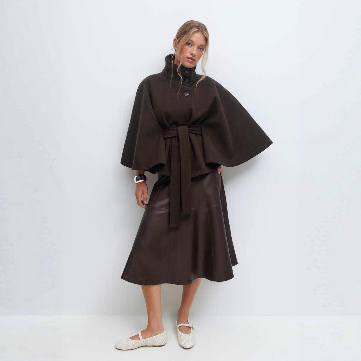 Damen Wickeljacke mit hoher Kragenlinie und breiten Ärmeln WW