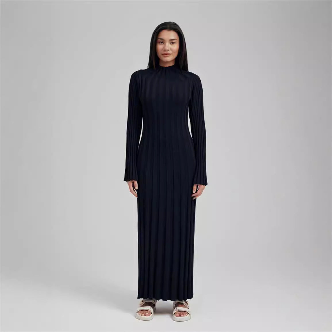 Damen Maxikleid mit elegantem Rippdesign und hochgeschlossenem Kragen WW