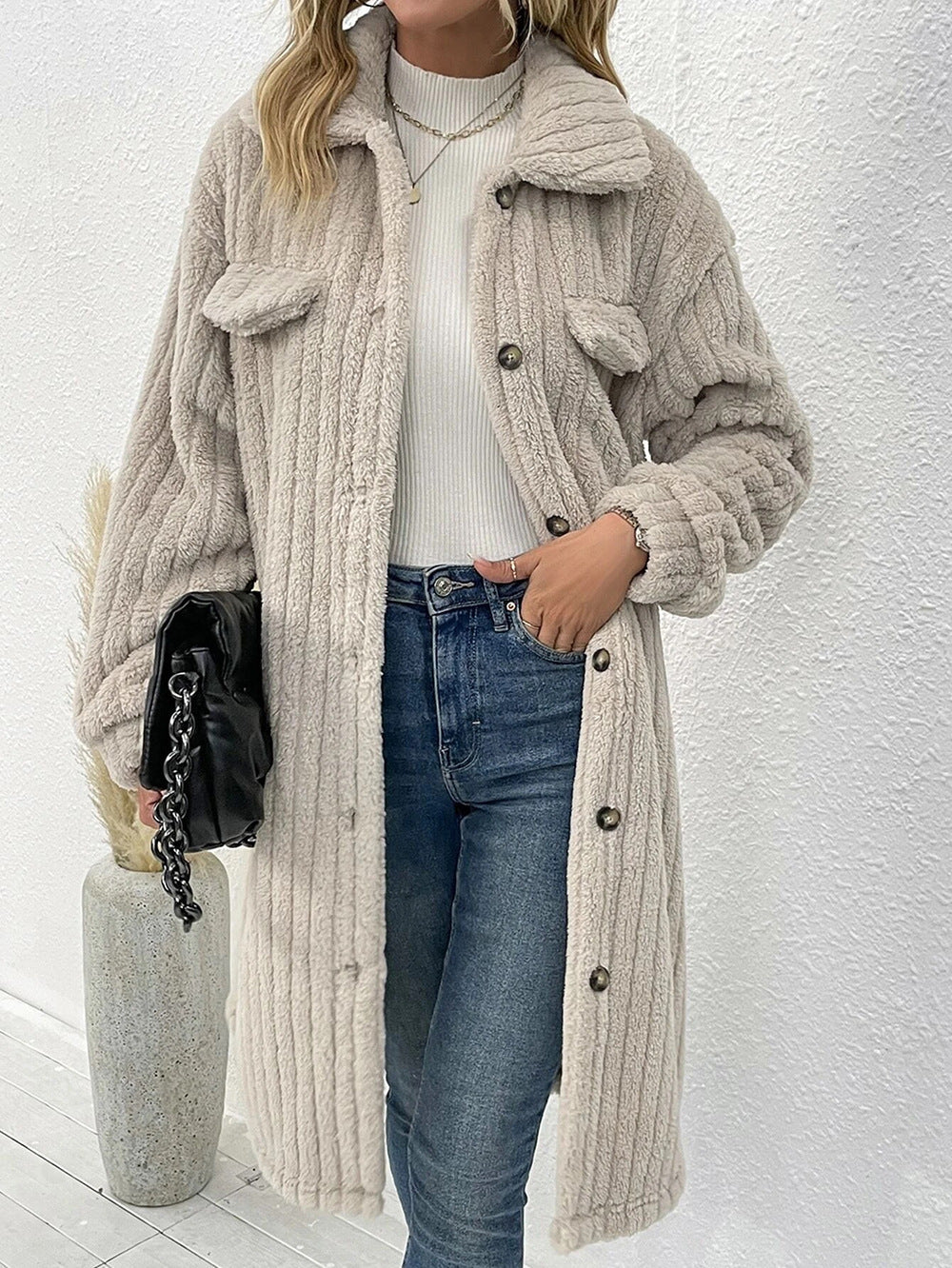 Damen modische Overshirt-Jacke mit strukturiertem Design und abnehmbaren Knöpfen WW
