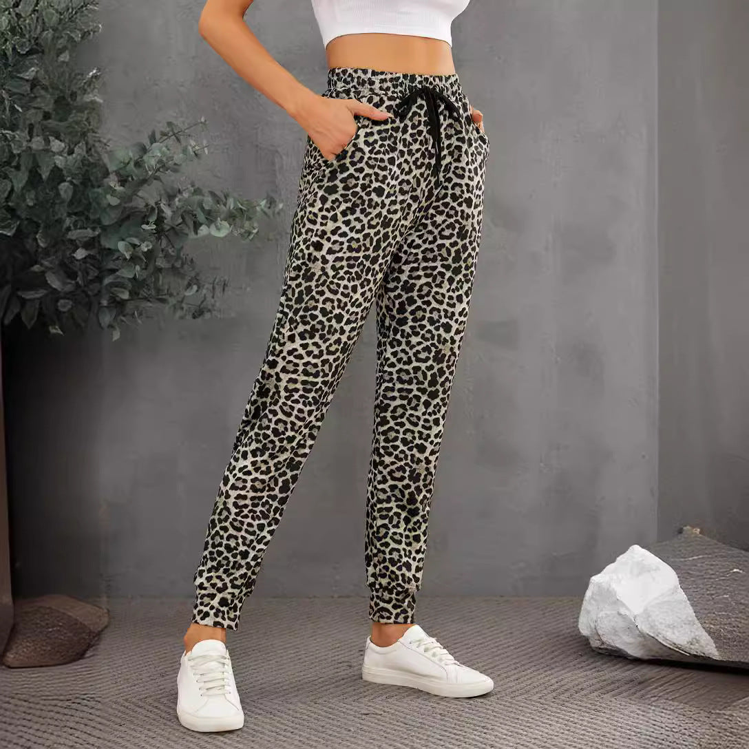 Damen Modische Sporthose im trendigen Leopardenmuster WW