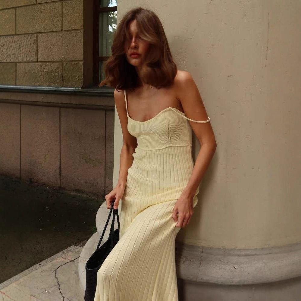 Damen Maxikleid mit feiner Rippenstruktur und elegantem Trägerdesign WW