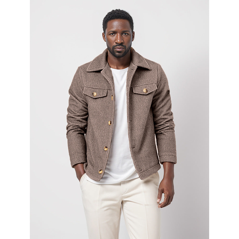 Herren Trendige Baumwolljacke mit goldfarbenen Knöpfen und aufgesetzten Taschen WW