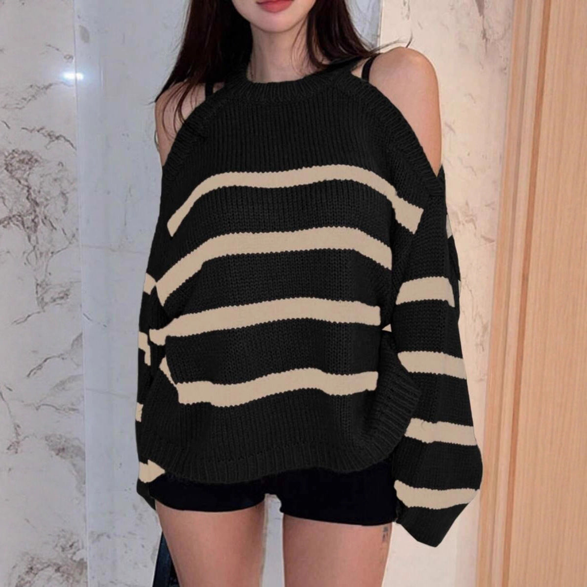 Damen Off-Shoulder Strickpullover mit breiten Streifen WW
