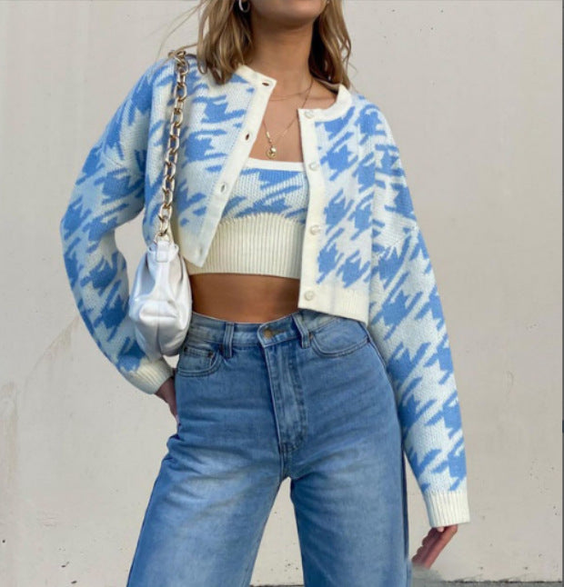 Damen Modische Strickjacke mit geometrischem Muster und Knopfverschluss WW