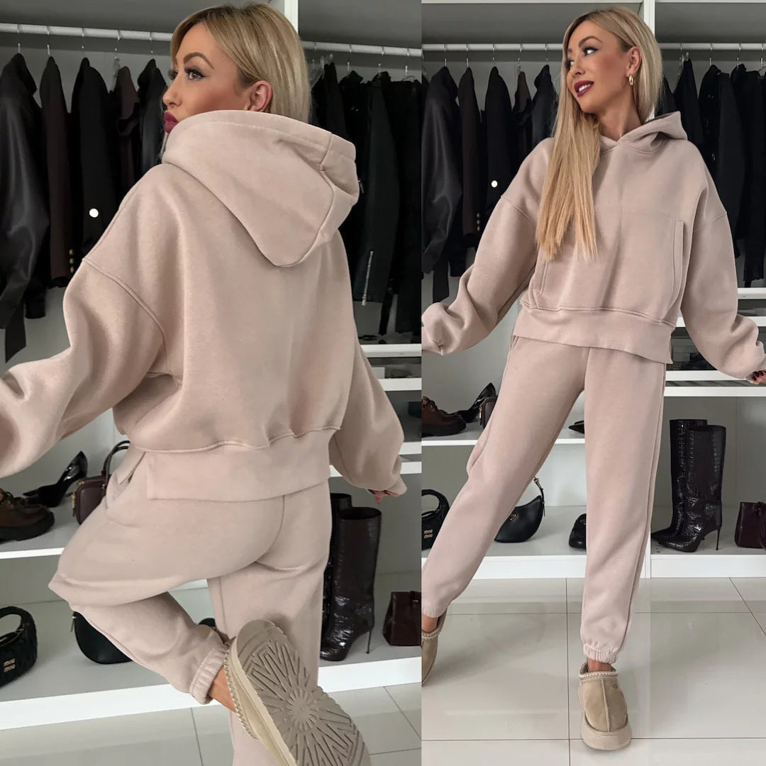 Damen lässiges Fleece-Set mit cropped Hoodie und bequemer Hose WW