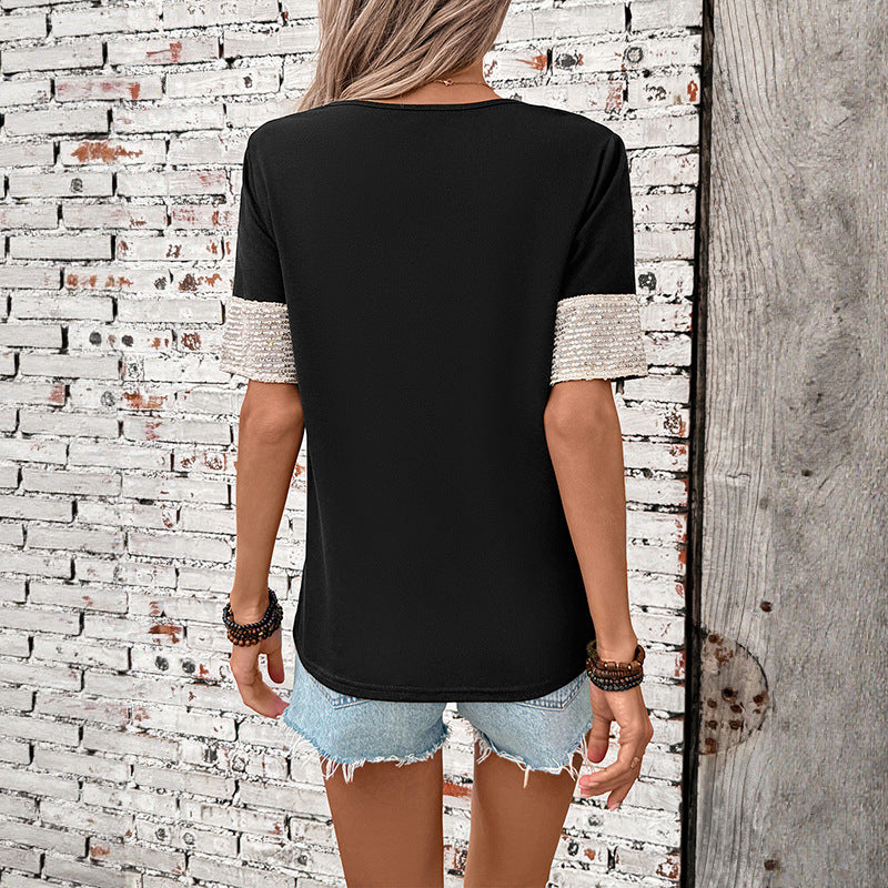Damen V-Ausschnitt T-Shirt mit glitzernden Details und lässigem Schnitt WW