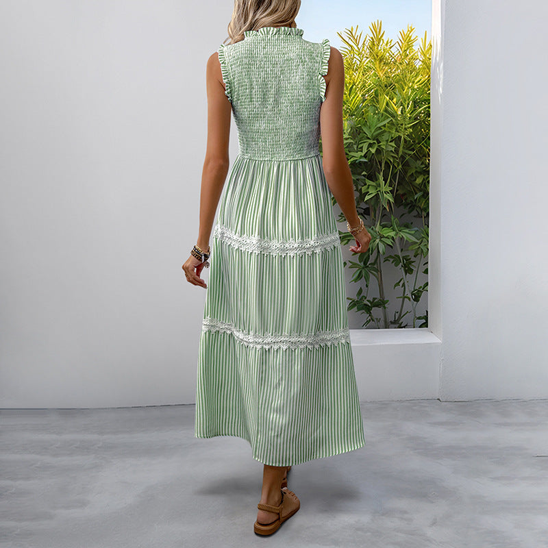 Damen Maxikleid mit Rüschendetails und gestreiftem Design WW