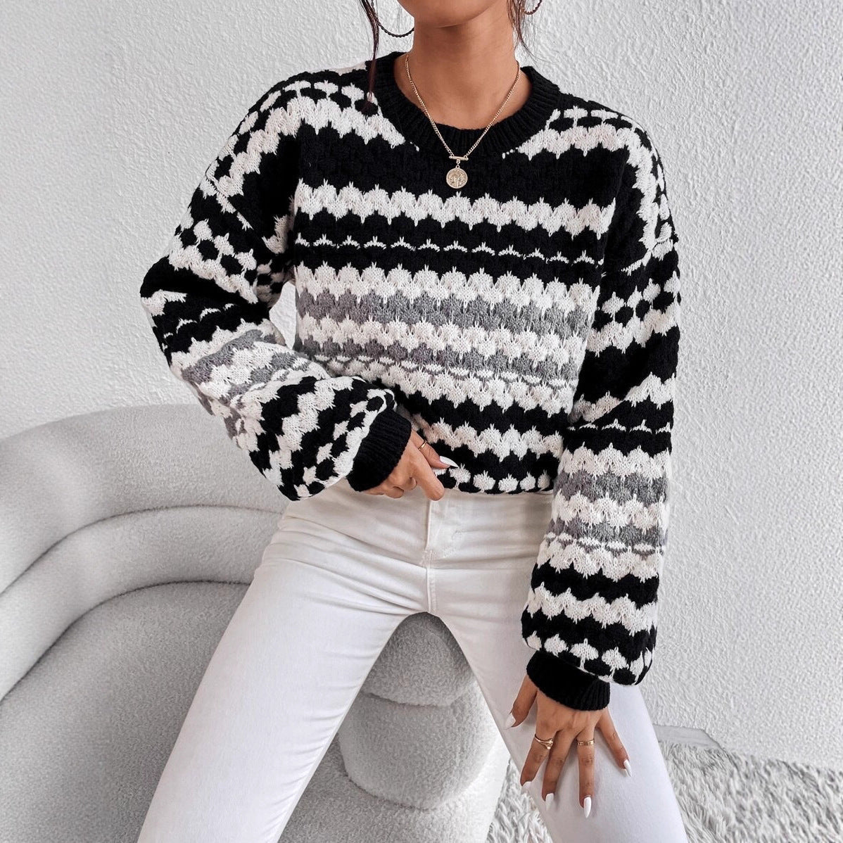 Damen Strickpullover mit kreativem Lochmuster und modischen Farbakzenten WW