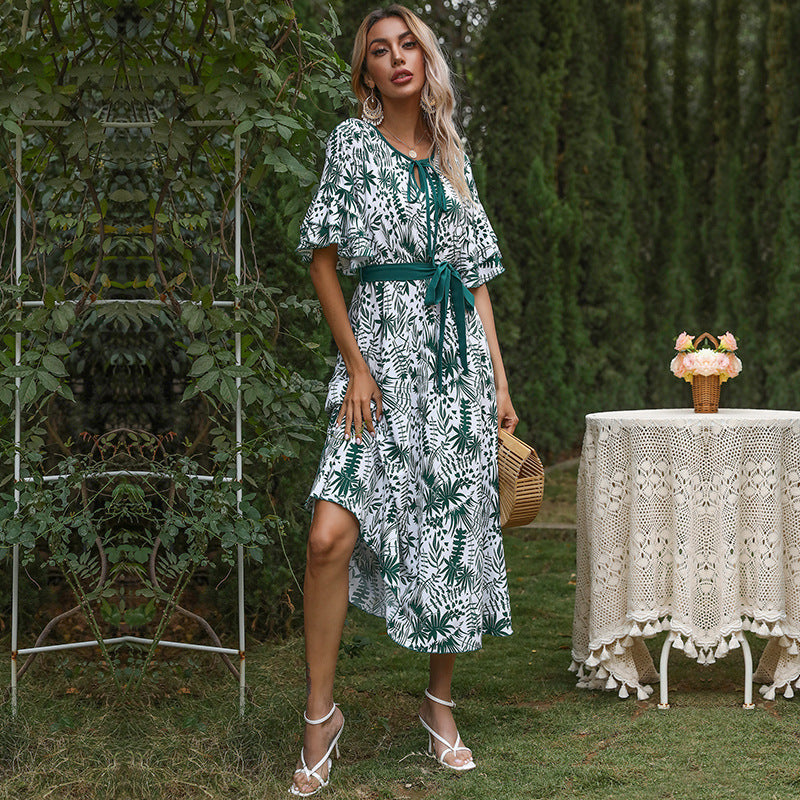 Damen Maxikleid mit floralem Muster und elegantem Taillengürtel WW
