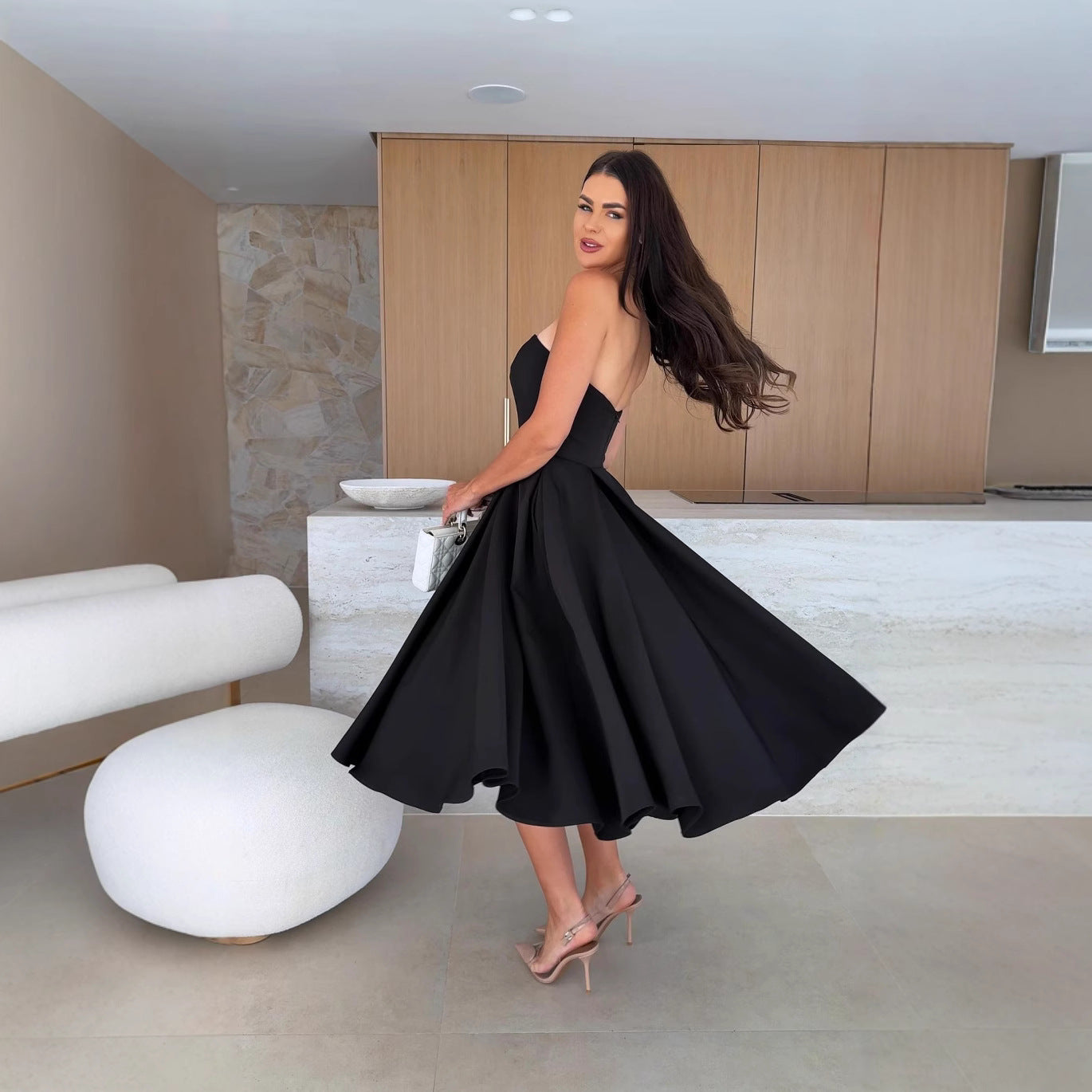 Damen A-linien Cocktailkleid mit trägerlosem Schnitt und schwingendem Rock WW