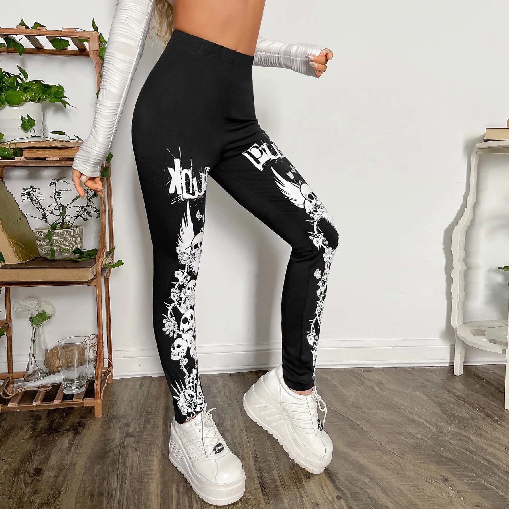 Damen Leggings mit auffälligem Totenkopf- und floralem Design WW